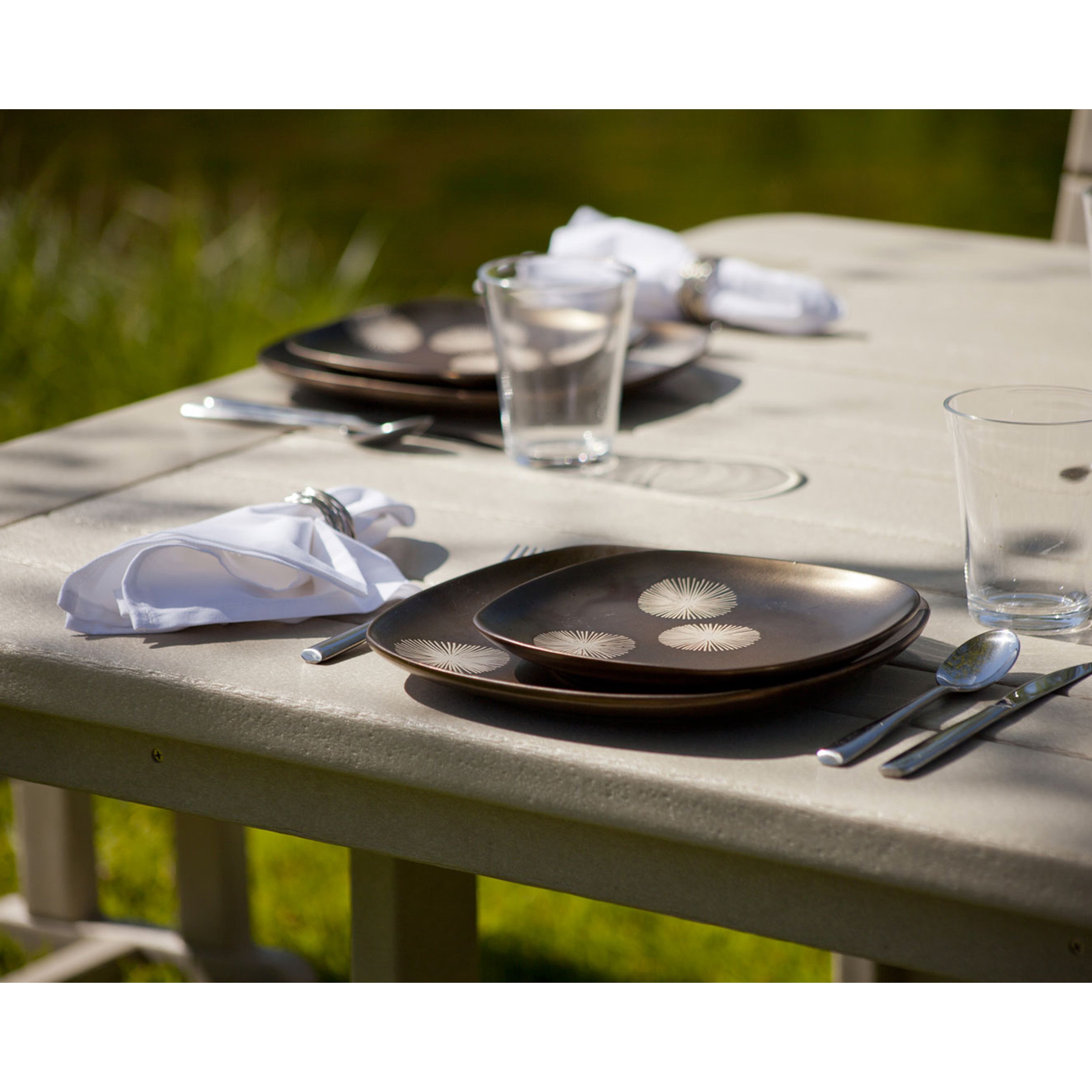 Park 48 Square Table